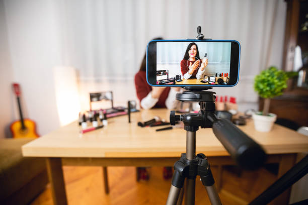 unique value proposition marketing through vlogging and online selling
